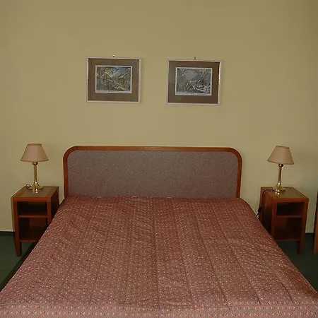 Апартаменты Rideg *