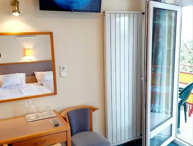 Rideg アパート *