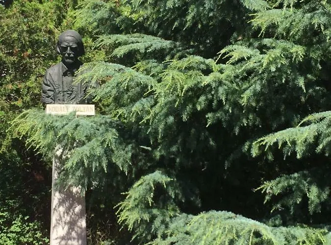 アパート Rideg ヘーヴィーズ